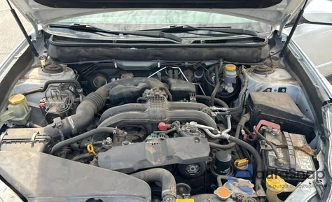 2014 Subaru Outback 2.5I Limited из США, поврежденный, VIN 4S4BRCLC3E3298213